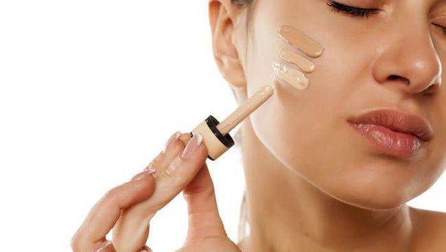 6 rekomendasi foundation terbaik untuk kulit berminyak dijamin make up awet dan tahan lama 169